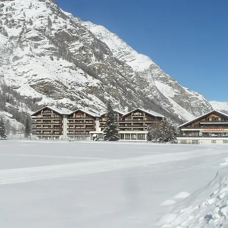 Monte Rosa Daire Täsch